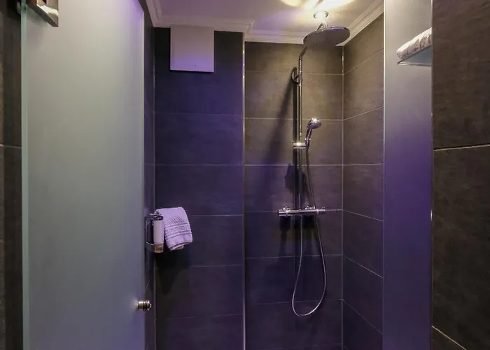 Budget By Savoy Hotel