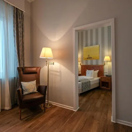 Budget By Savoy Hotel