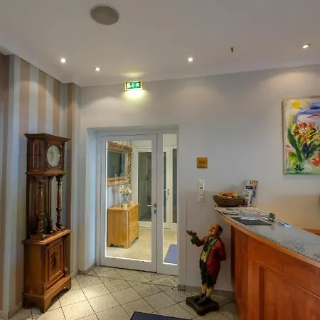 Budget By Savoy Hotel 3*