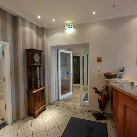 Budget By Savoy Hotel